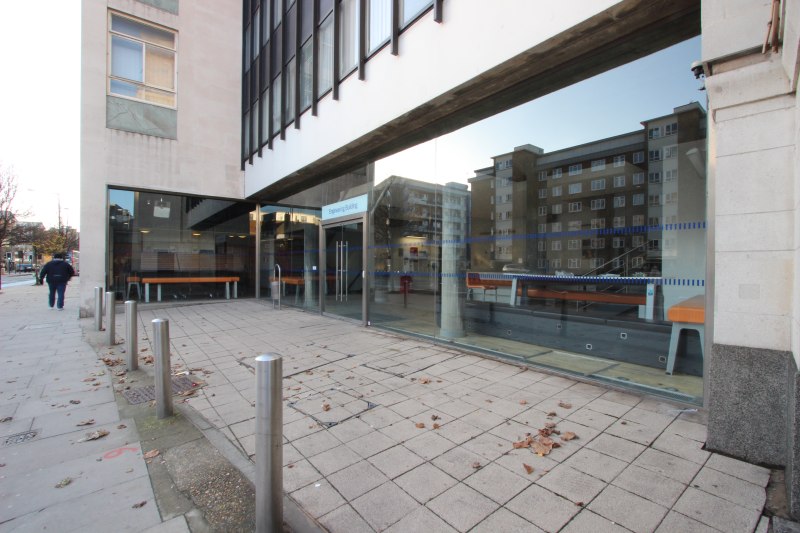 Queen Mary University Frameless Glass Entry Gallery Gallery