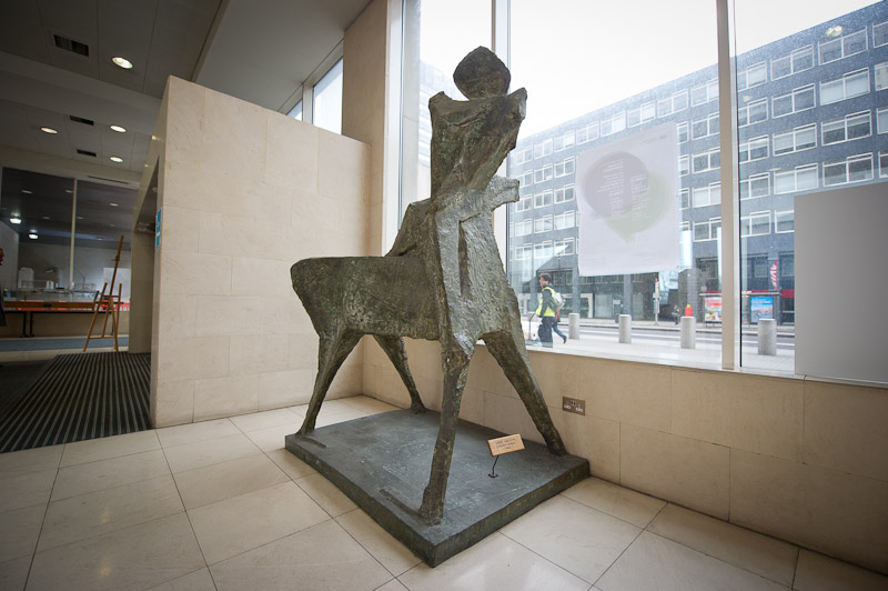 Shell Centre Statue Removal Gallery Gallery