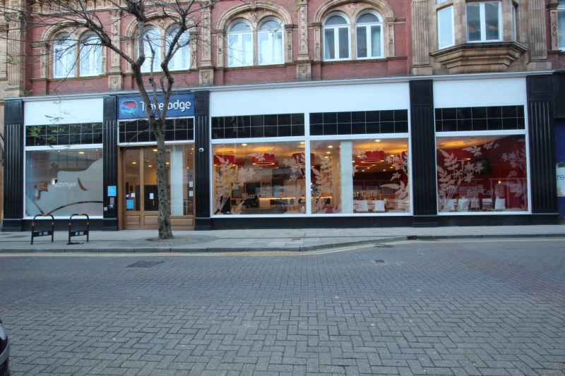 Travel Lodge New Shopfront Glazing Gallery Gallery